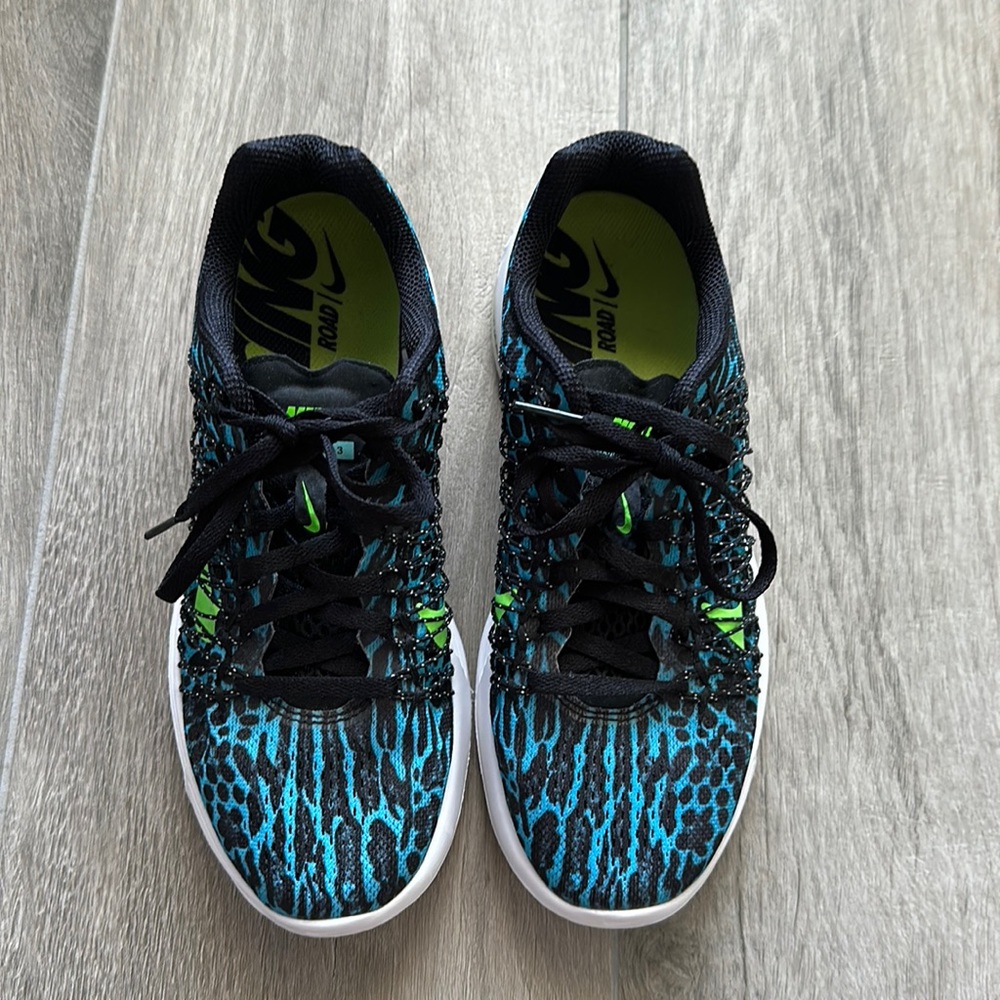 Nike Women’s Blue Black Athletic Sneakers with Neon Green Accents